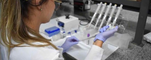 Startup brasileira cria vacina terapêutica para combater doença negligenciada 